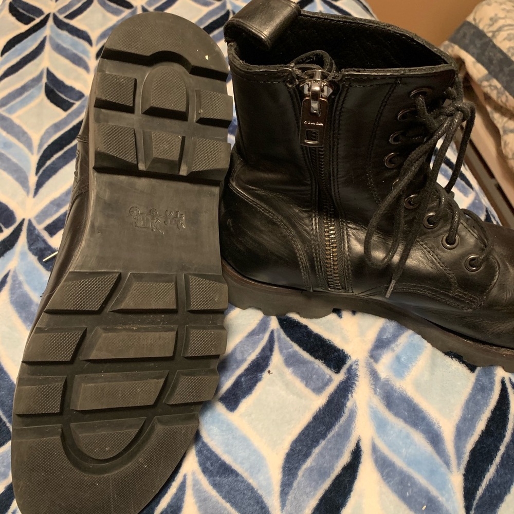 Men’s Coach combat boot. Size 10. Great condition. Worn less than 5 times - Picture 3 of 4